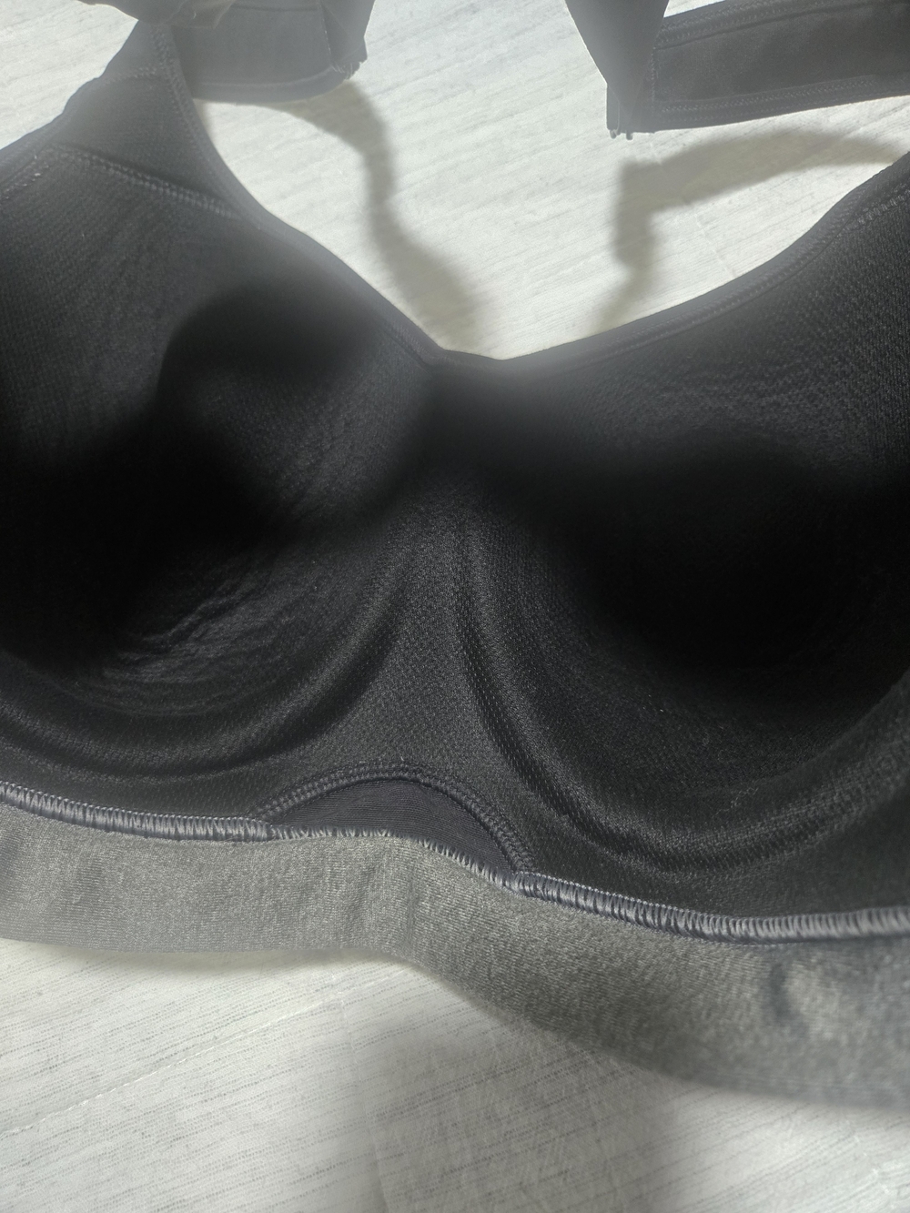 Under Armour Women's Charcoal Gray Molded Sports Bra with Logo - Picture 6 of 10
